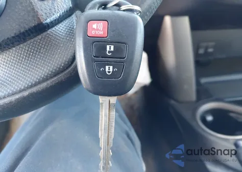 2016 Toyota Rav4 Le z USA, uszkodzony, nr VIN 2T3BFREV9GW486667